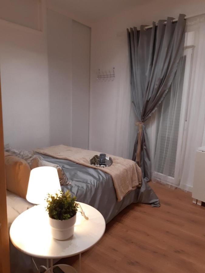 Alma S Home, Precioso Loft En Planta Primera Бойюйос пар дел Кондадо Екстериор снимка